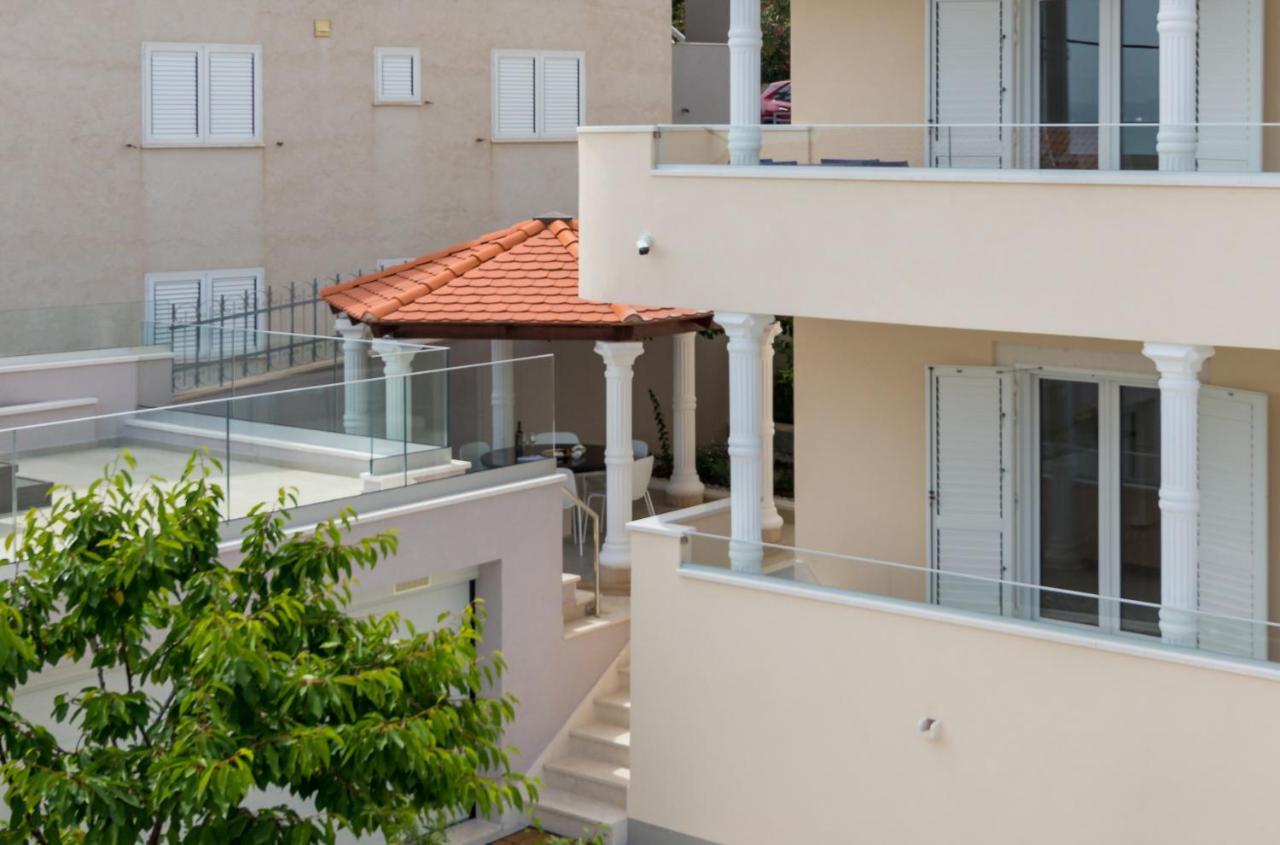 Spacious Modern Miljak - 1min To The