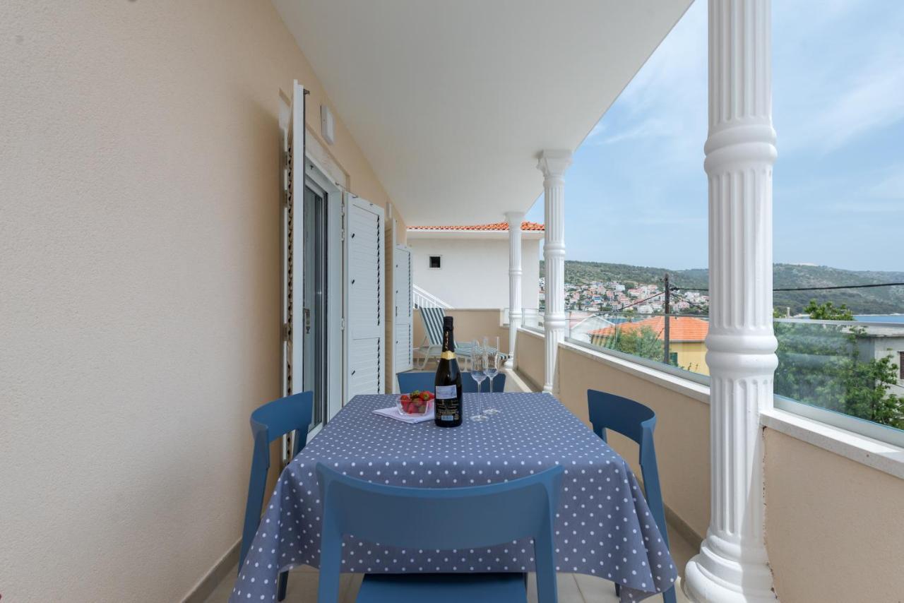 Spacious Modern Miljak - 1min To The Apartment