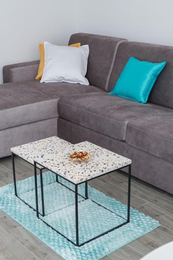 Spacious Modern Miljak - 1min To The Apartmán Trogir