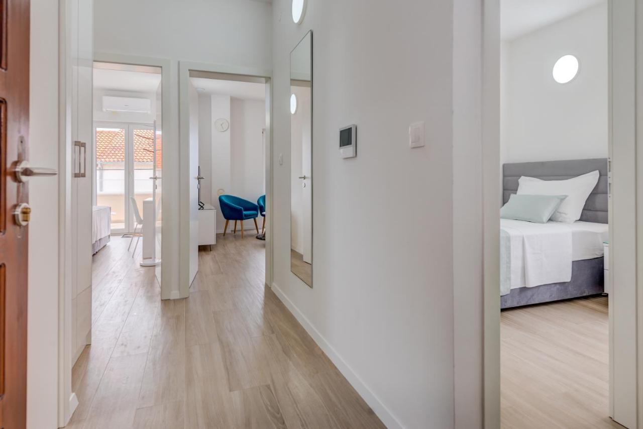 Spacious Modern Miljak - 1min To The Apartmán Trogir