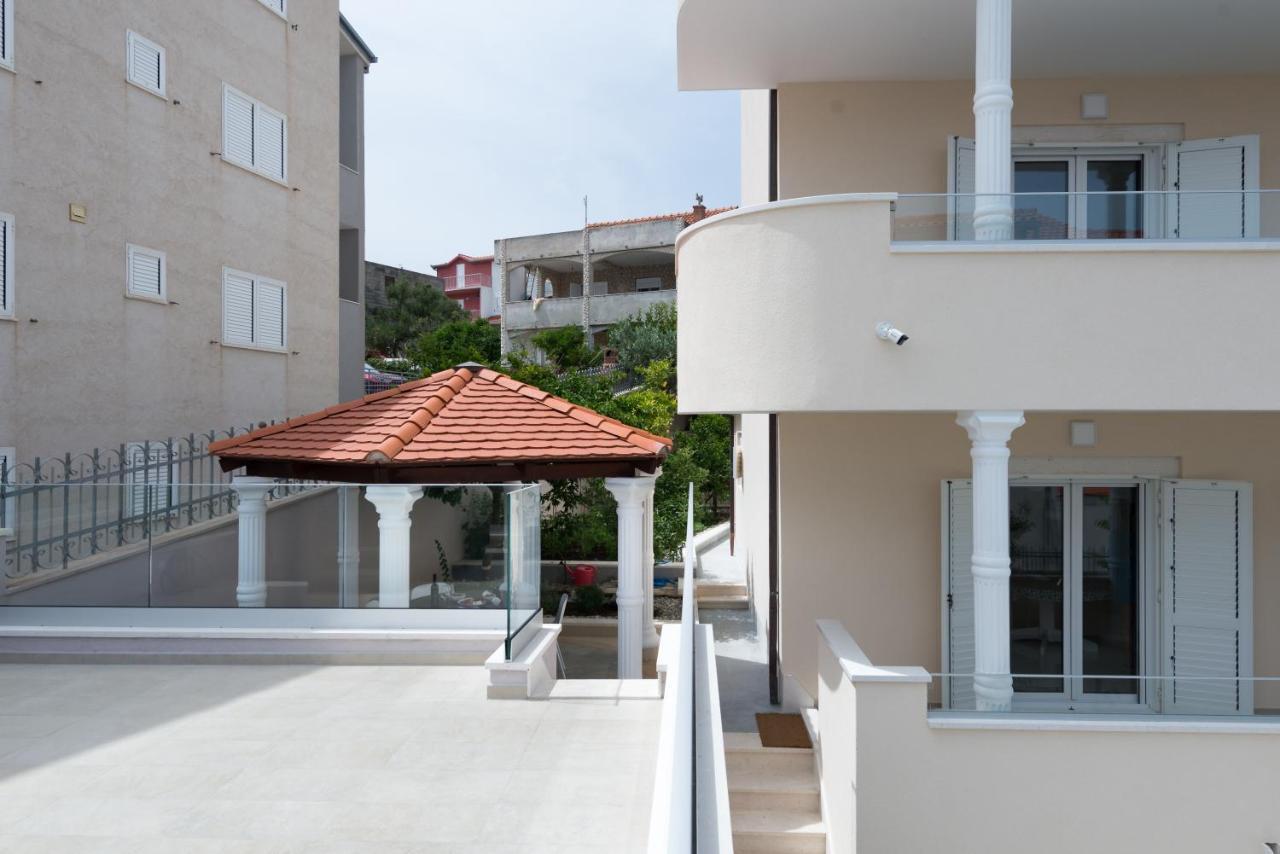 Spacious Modern Miljak - 1min To The Trogir